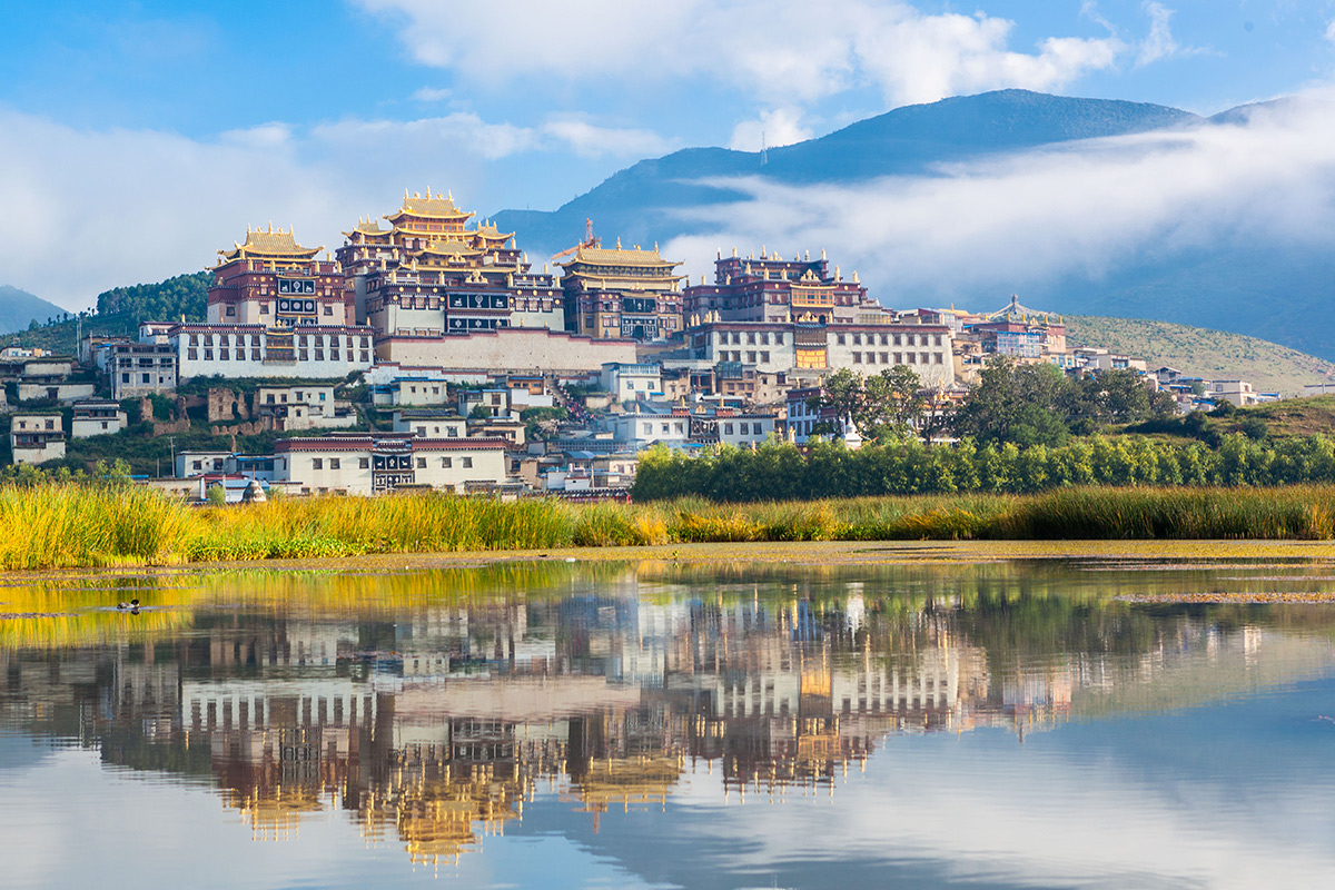 昆明深巷中的秘密花园,云南风情探寻之旅